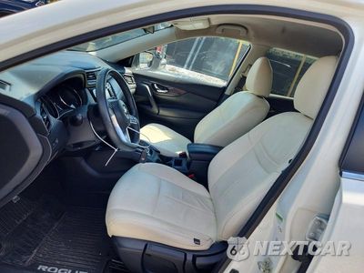 Zdjęcie 7 z 13 samochodu: 2019 NISSAN ROGUE S VIN:5N1AT2MT0KC770482 - miniatura