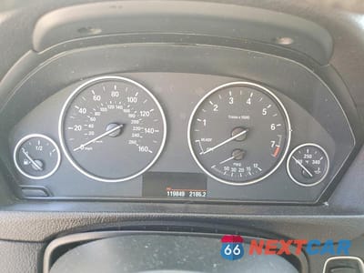 Zdjęcie 9 z 13 samochodu: 2016 BMW 320 I VIN:WBA8A9C53GK616265 - miniatura