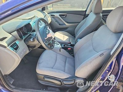 Zdjęcie 7 z 13 samochodu: 2012 HYUNDAI ELANTRA GLS VIN:5NPDH4AE0CH080712 - miniatura
