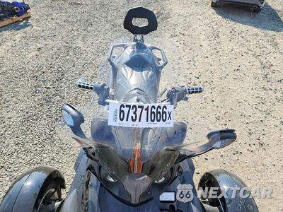 Piąte zdjęcie samochodu w środku: 2012 CAN-AM SPYDER ROA VIN:2BXJALA1XCV000566 - miniatura