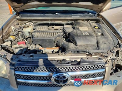 Zdjęcie 12 z 13 samochodu: 2006 TOYOTA HIGHLANDER HYBRID VIN:JTEEW21A360023669 - miniatura