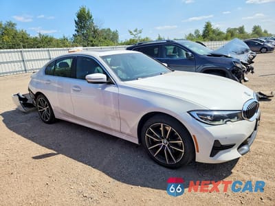 Czwarte zdjęcie samochodu z boku: 2019 BMW 330XI VIN:3MW5R7J51K8B01195 - miniatura