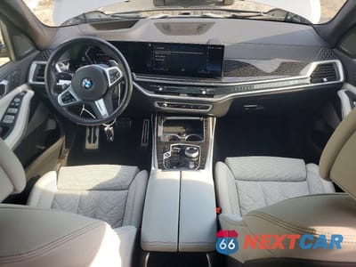 Zdjęcie 8 z 12 samochodu: 2023 BMW X7 XDRIVE40I VIN:5UX23EM04P9R40684 - miniatura