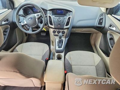 Zdjęcie 8 z 12 samochodu: 2014 FORD FOCUS SE VIN:1FADP3K21EL430791 - miniatura