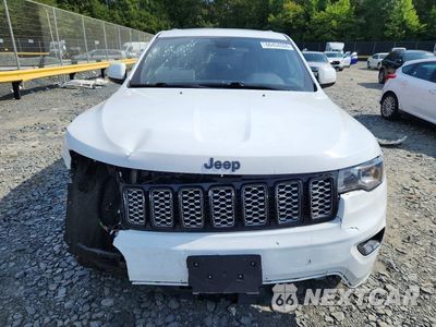 Piąte zdjęcie samochodu w środku: 2017 JEEP GRAND CHEROKEE LAREDO VIN:1C4RJFAG4HC726750 - miniatura