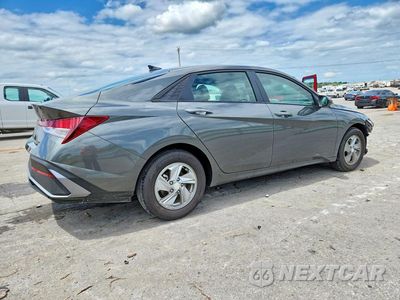 Trzecie zdjęcie samochodu z tyłu: 2026 HYUNDAI ELANTRA SE VIN:KMHLL4DG0TU202218 - miniatura