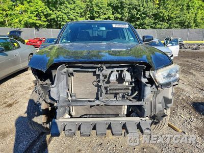 Piąte zdjęcie samochodu w środku: 2017 TOYOTA TACOMA TRD OFF-ROAD VIN:3TMCZ5AN5HM069947 - miniatura