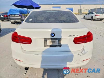 Zdjęcie 6 z 13 samochodu: 2018 BMW 320 I VIN:WBA8E1G5XJNU89956 - miniatura