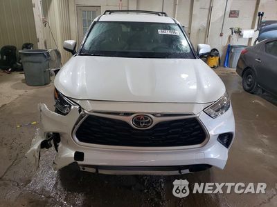 Piąte zdjęcie samochodu w środku: 2022 TOYOTA HIGHLANDER L VIN:5TDCZRAH8NS094788 - miniatura