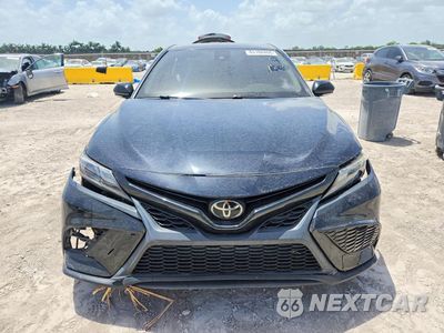 Piąte zdjęcie samochodu w środku: 2022 TOYOTA CAMRY SE VIN:4T1G11AK6NU664199 - miniatura