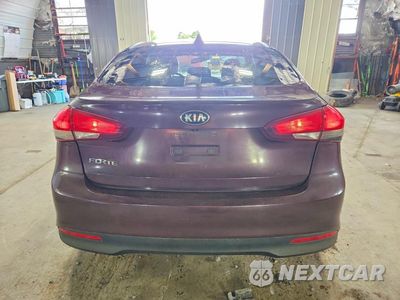 Zdjęcie 6 z 12 samochodu: 2018 KIA FORTE LX VIN:3KPFL4A77JE243401 - miniatura