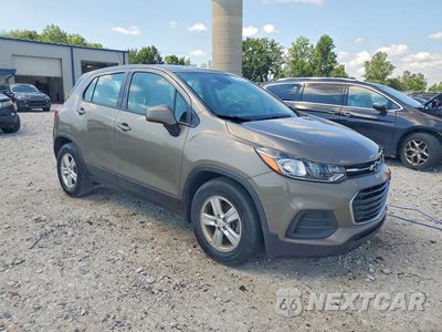 Czwarte zdjęcie samochodu z boku: 2020 CHEVROLET TRAX LS VIN:KL7CJKSB1LB342275 - miniatura