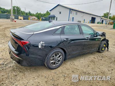 Trzecie zdjęcie samochodu z tyłu: 2025 KIA K5 LXS VIN:KNAG24J76S5336752 - miniatura