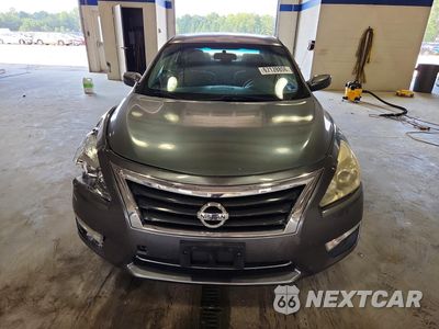 Piąte zdjęcie samochodu w środku: 2015 NISSAN ALTIMA 2.5 S VIN:1N4AL3AP3FC247034 - miniatura