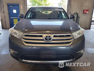 Piąte zdjęcie samochodu w środku: 2013 TOYOTA HIGHLANDER LIMITED VIN:5TDDK3EH1DS246733 - miniatura