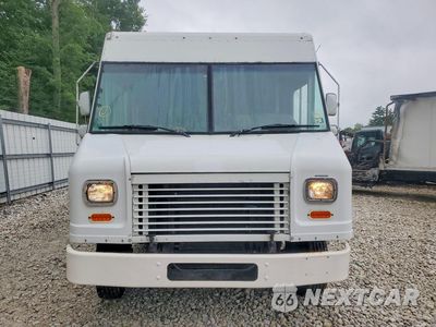 Piąte zdjęcie samochodu w środku: 2016 FREIGHTLINER MT45G CHASSIS DELIVERY TRUCK VIN:4UZAC2DV5GCHX0599 - miniatura