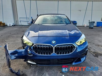 Piąte zdjęcie samochodu w środku: 2024 BMW 228I VIN:WBA53AK01R7N99377 - miniatura