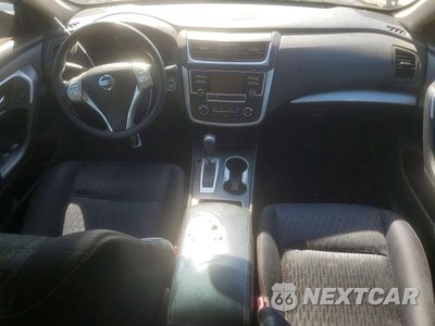 Zdjęcie 8 z 12 samochodu: 2016 NISSAN ALTIMA 2.5 S VIN:1N4AL3AP9GN367183 - miniatura