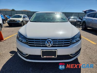 Piąte zdjęcie samochodu w środku: 2012 VOLKSWAGEN PASSAT SE VIN:1VWBN7A33CC060723 - miniatura