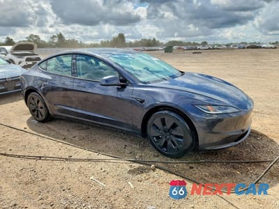 Czwarte zdjęcie samochodu z boku: 2024 TESLA MODEL 3 VIN:5YJ3E1EA9RF749092 - miniatura