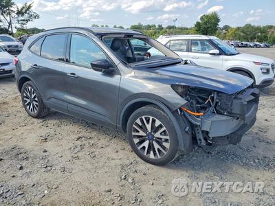 Czwarte zdjęcie samochodu z boku: 2020 FORD ESCAPE SE SPORT VIN:1FMCU9BZ1LUC53905 - miniatura