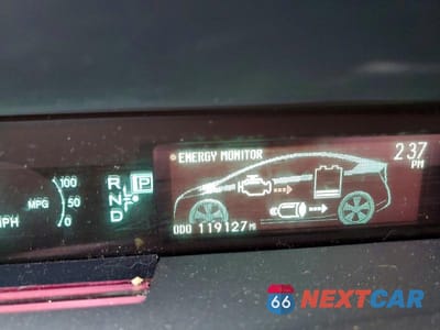 Zdjęcie 9 z 13 samochodu: 2011 TOYOTA PRIUS THREE VIN:JTDKN3DU5B0309328 - miniatura