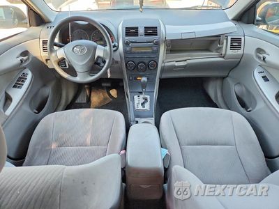Zdjęcie 8 z 12 samochodu: 2010 TOYOTA COROLLA LE VIN:JTDBU4EE1AJ077836 - miniatura