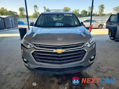 Piąte zdjęcie samochodu w środku: 2018 CHEVROLET TRAVERSE LT VIN:1GNERGKW5JJ103729 - miniatura