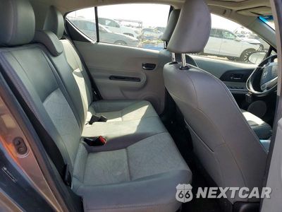 Zdjęcie 10 z 12 samochodu: 2013 TOYOTA PRIUS C FOUR VIN:JTDKDTB31D1041792 - miniatura