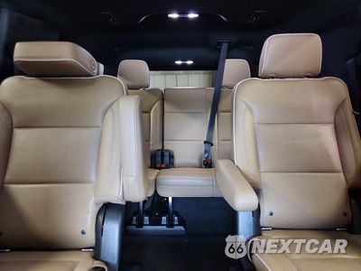 Zdjęcie 10 z 13 samochodu: 2021 CHEVROLET SUBURBAN K1500 PREMIER VIN:1GNSKFKDXMR306282 - miniatura