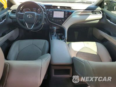 Zdjęcie 8 z 12 samochodu: 2018 TOYOTA CAMRY SE VIN:4T1B11HK1JU015632 - miniatura