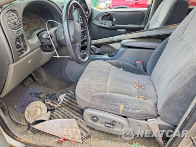Zdjęcie 7 z 12 samochodu: 2002 CHEVROLET TRAILBLAZER EXT VIN:1GNET16S526133369 - miniatura