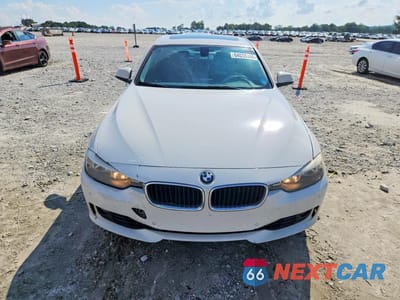 Piąte zdjęcie samochodu w środku: 2015 BMW 328 I VIN:WBA3A5C52FF607180 - miniatura
