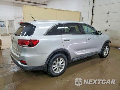 Trzecie zdjęcie samochodu z tyłu: 2020 KIA SORENTO LX VIN:5XYPGDA3XLG694124 - miniatura