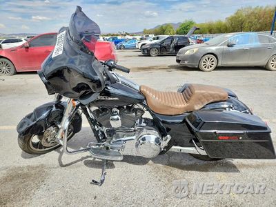 Trzecie zdjęcie samochodu z tyłu: 2010 HARLEY-DAVIDSON FLHX VIN:1HD1KB413AB651186 - miniatura