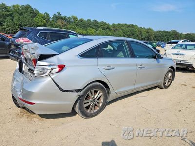 Trzecie zdjęcie samochodu z tyłu: 2015 HYUNDAI SONATA SE VIN:5NPE24AF6FH010408 - miniatura