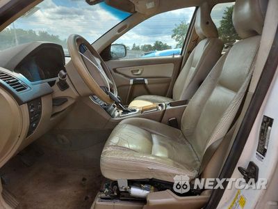 Zdjęcie 7 z 13 samochodu: 2010 VOLVO XC90 3.2 VIN:YV4982CZ0A1536722 - miniatura