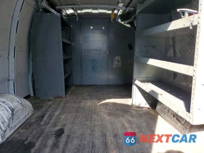 Zdjęcie 10 z 13 samochodu: 2006 CHEVROLET EXPRESS G3500 VIN:1GCHG35V761234563 - miniatura