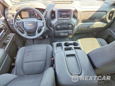 Zdjęcie 8 z 12 samochodu: 2021 CHEVROLET SILVERADO K1500 CUSTOM VIN:3GCPYBEK8MG264372 - miniatura