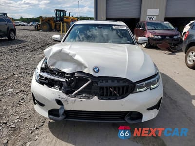 Piąte zdjęcie samochodu w środku: 2021 BMW 330XI VIN:3MW5R7J0XM8B79675 - miniatura