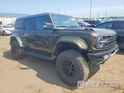 Czwarte zdjęcie samochodu z boku: 2025 FORD BRONCO RAPTOR VIN:1FMEE0RR7SLB73911 - miniatura