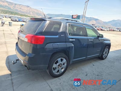 Trzecie zdjęcie samochodu z tyłu: 2011 GMC TERRAIN SLT VIN:2CTFLWE55B6249028 - miniatura