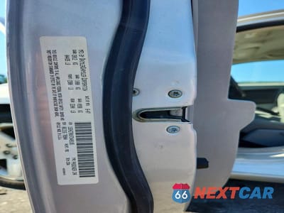 Zdjęcie 13 z 13 samochodu: 2007 DODGE CALIBER R/T VIN:1B3HE78K07D409185 - miniatura