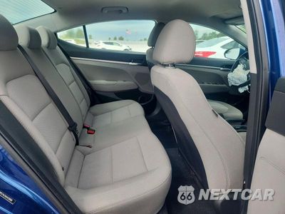 Zdjęcie 10 z 12 samochodu: 2019 HYUNDAI ELANTRA SE VIN:5NPD74LF6KH439889 - miniatura