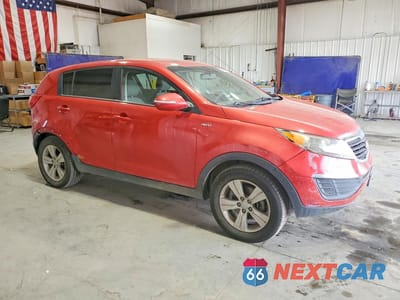 Czwarte zdjęcie samochodu z boku: 2012 KIA SPORTAGE LX VIN:KNDPBCA28C7314758 - miniatura