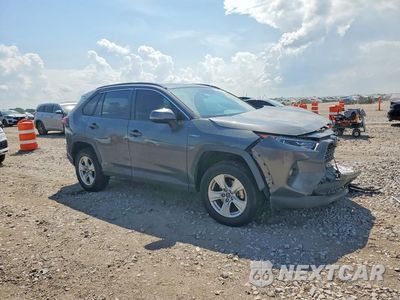 Czwarte zdjęcie samochodu z boku: 2021 TOYOTA RAV4 HYBRID XLE VIN:4T3R6RFV1MU009255 - miniatura