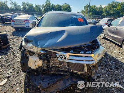 Piąte zdjęcie samochodu w środku: 2013 TOYOTA HIGHLANDER SE VIN:5TDZK3EH1DS100483 - miniatura