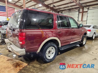 Trzecie zdjęcie samochodu z tyłu: 1998 FORD EXPEDITION VIN:1FMPU18L3WLC38385 - miniatura