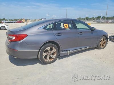 Trzecie zdjęcie samochodu z tyłu: 2018 HONDA ACCORD EX VIN:1HGCV1F44JA017377 - miniatura