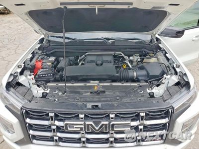Zdjęcie 11 z 12 samochodu: 2024 GMC CANYON AT4 VIN:1GTP6DEK7R1266024 - miniatura
